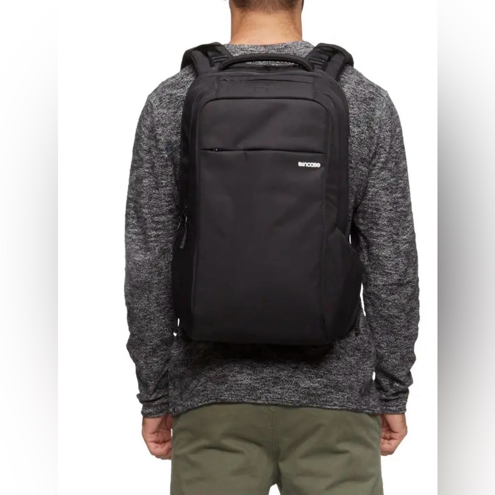 InCase Multi Compartment Laptop Backpack Office